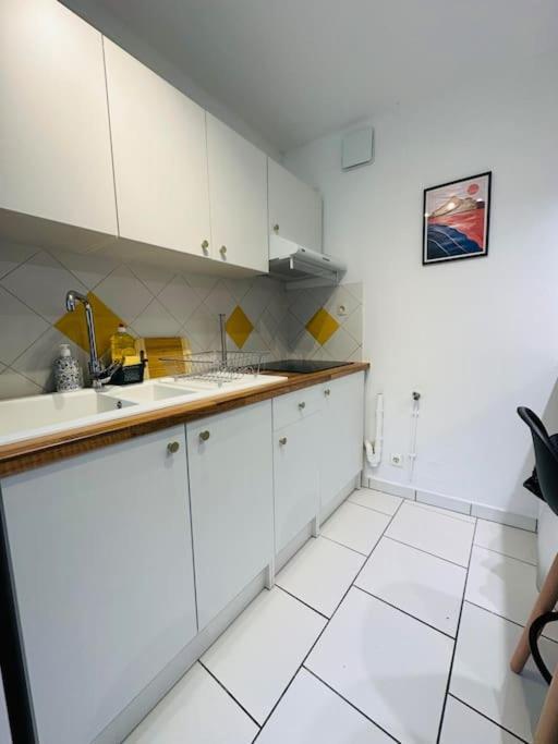 Appartement Confidentiel Laon Exteriör bild